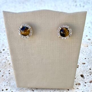 Brinco Olho de Tigre com Zircônias Banhado a Ouro 18k