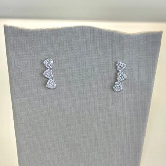 Brinco 3 Corações Cravejado de Zircônias de Prata 925