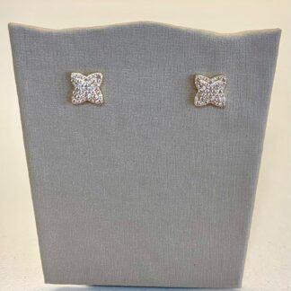 Brinco Estrela Cravejada de Zircônias Banhado a Ouro 18k