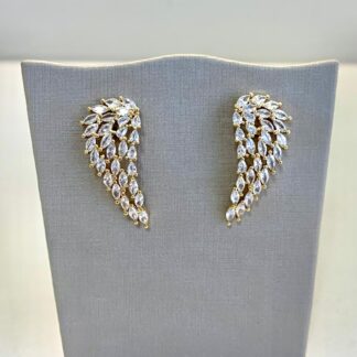 Brinco Asa Cravejada de Zircônias Banhado a Ouro 18k