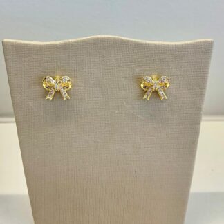 Brinco Laço Cravejado com Zircônias Banhado a Ouro 18k