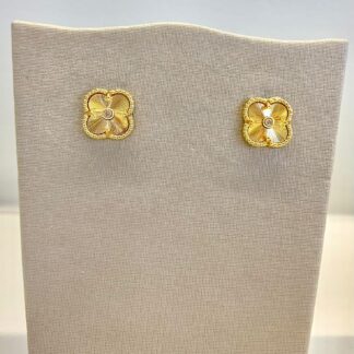 Brinco Trevo Banhado a Ouro 18k