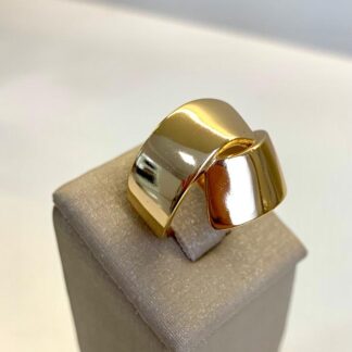 Anel Nó Banhado a Ouro 18k