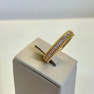 Anel Cravejado de Zircônias em Prata 925 com de Banho Ouro 18k