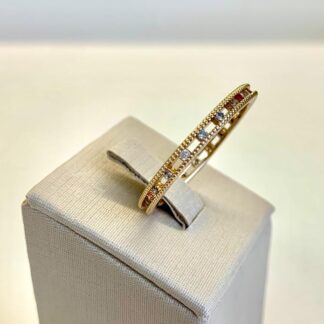 Anel Vazado com Zircônias Banhado Ouro 18k