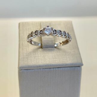 Anel Mini Corações em Prata 925