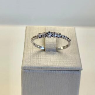 Anel Mini Pontos com Zircônias em Prata 925