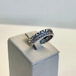 Anel Detalhes Prata 925