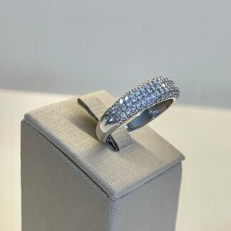 Anel Cravejado Zircônias Prata 925