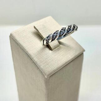 Anel Torcido Zircônias Prata 925