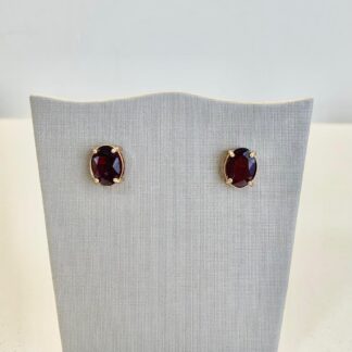 Brinco Granada Banhado Ouro 18k