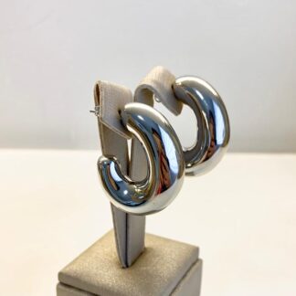 Brinco Vírgula de Ródio Branco