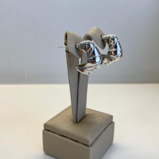 Brinco de Argola com Detalhes em Ródio Branco