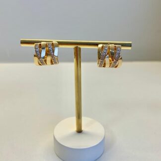 Argola Larga com Zircônias Banhada a Ouro 18k