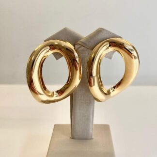 Brinco Oval Vazado Banhado Ouro 18k