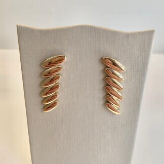 Brinco Placas Banhado a Ouro 18k