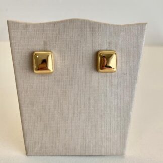 Brinco Quadrado Liso Banhado a Ouro 18k