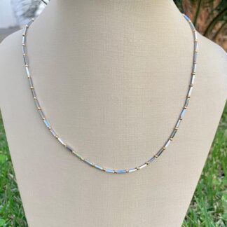 Colar de Hematita com Mini Esfera Banhadas a Ouro18k