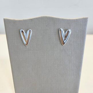 Brinco Coração em Ródio