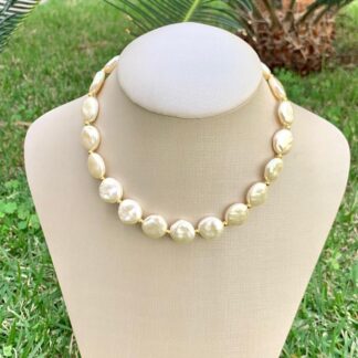Colar de Pérolas Sintéticas Redondas Banhado a Ouro18k