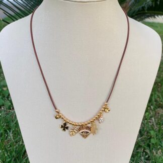 Colar Couro com Patuás Banhado Ouro 18k