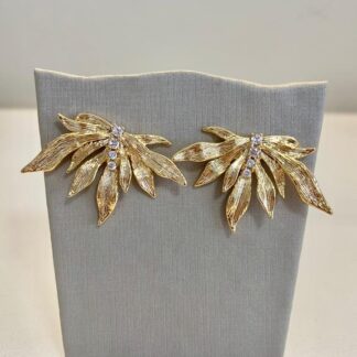 Brinco Flor Escovada Banhado a Ouro18k