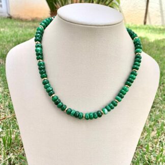 Colar Pedra Natural Jade Verde Banhado a Ouro18k