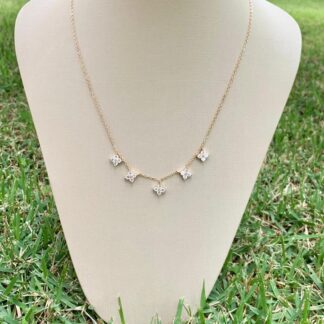 Colar 5 Flores com Zircônias Brancas Banhado a Ouro18k