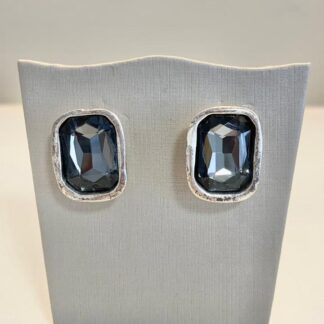 Brinco Quadrado com Cristal  Fumê em Zamac