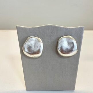 Brinco Redondo Liso em Zamac