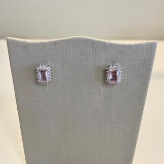 Brinco Retangular Zircônia Rosa em Ródio Branco