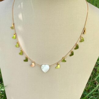 Colar Corações com Pingente de Madrepérola Banhado a Ouro18k