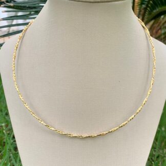 Aro Torcido Detalhado Banhado a Ouro18k