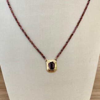 Colar Longo de Granada Banhado a Ouro18k