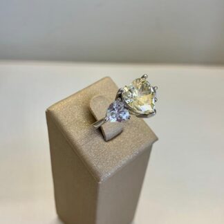 Anel Corações de Cristal e Citrino em Ródio Branco