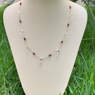 Colar com Pingentes de Granada e Cristal Banhado a Ouro18k