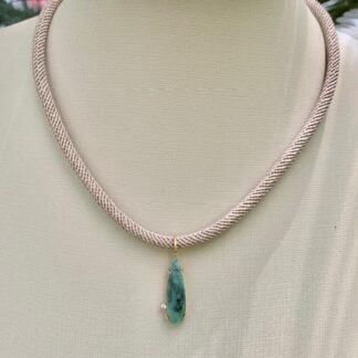 Colar Fio com Pingente Gota Esmeralda Banhado a Ouro18k