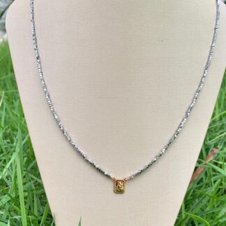 Escapulário de Hematita Banhado a Ouro18k