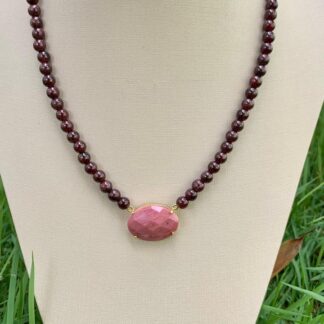 Colar Granada com Pingente Rodocrosita Banhado a Ouro18k