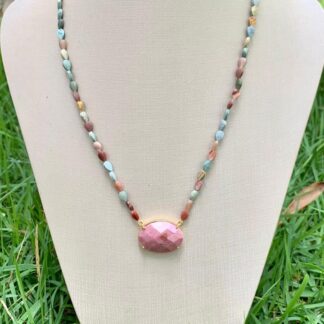 Colar Jaspe Policromo com Rodocrosita Banhado a Ouro18k