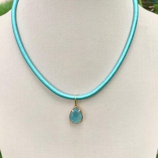 Colar Fio de Seda com Gota Topázio Sky,banhado a Ouro18k