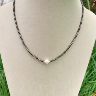 Colar Pirita com Pingente Pérola Banhado a Ouro18k