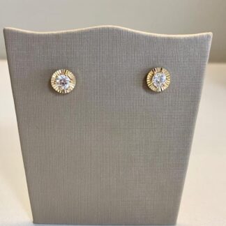 Brinco Moissanite 5mm em Prata 925 com Banho de Ouro18k