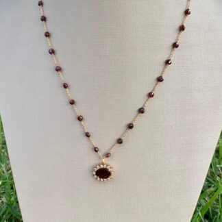 Colar Pedra Natural Granada com Zircônias Brancas Banhado a Ouro18k