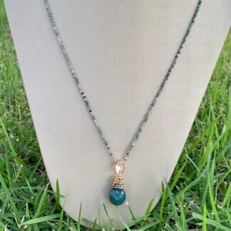 Colar Apatita com Cristal Banhado a Ouro18k