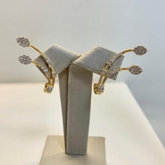 Brinco Earcuff com Gotas de Zircônias Banhado a Ouro 18K