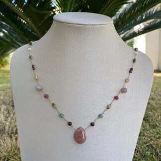 Colar Longo com Mix de Pedras Naturais Banhado a Ouro 18K