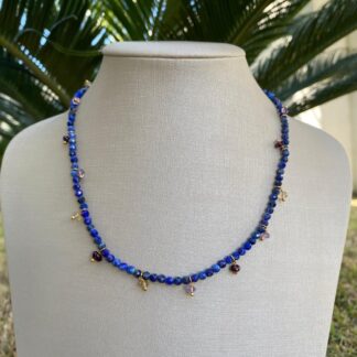 Colar Lápis Lazuli com Mini Pedras Naturais Banhado a Ouro 18k