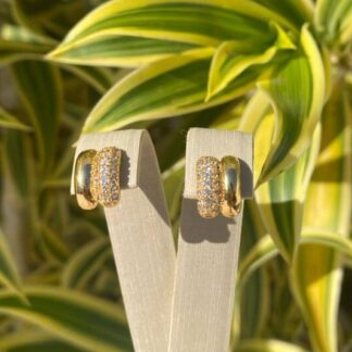 Brinco Detalhe Duplo com Zircônia Banhado a Ouro 18k