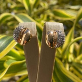 Brinco Grão de Café com Zircônias Banhado a Ouro 18k